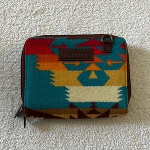 Large Pendleton wallet / purse.